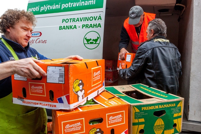 Potraviny pro potravinovou banku Tescco