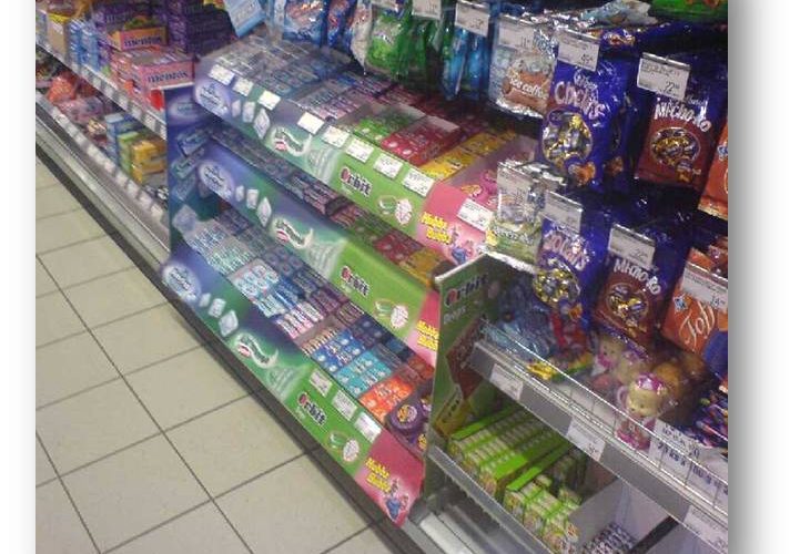 Komplexní regálové dekorace