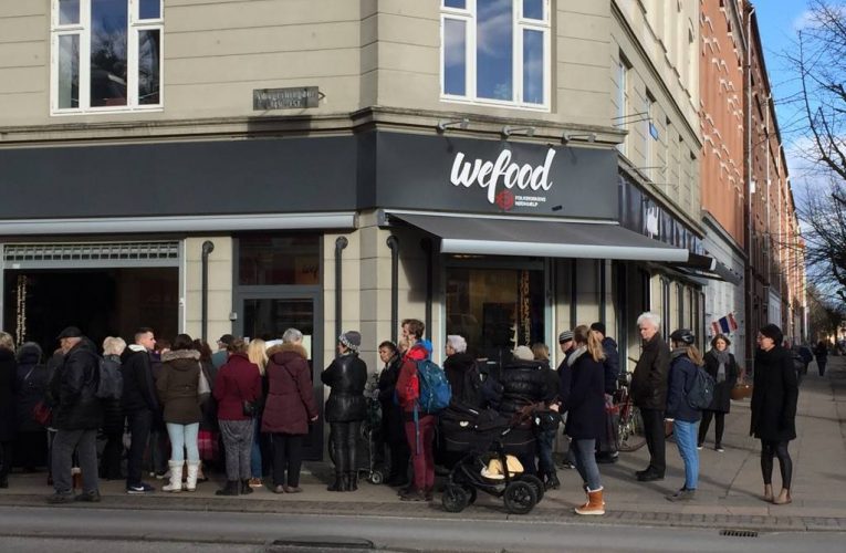 Dánský supermarket s prošlými potravinami