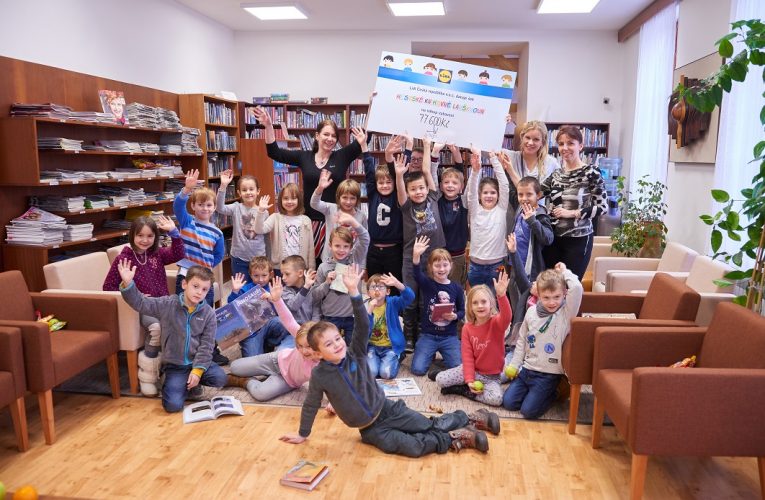 Městská knihovna v Lanškrouně získala 77 600 korun od společnosti Lidl