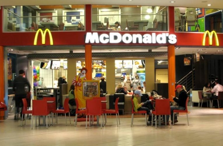 McDonald‘s otevírá vnitřní prostory