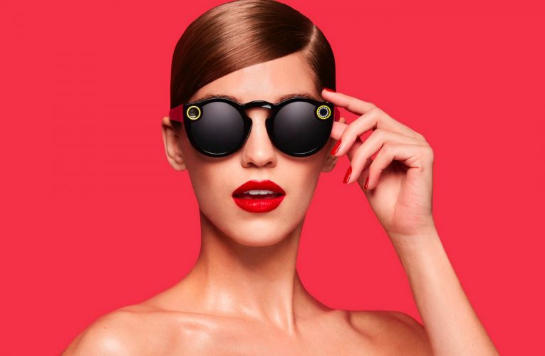 Snapchat brýle se objevily v komunikaci Coca-Coly
