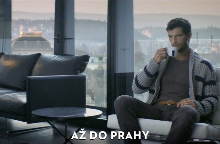 Mezinárodní reklamní kampaň společnosti LAVAZZA ukazuje fenomén kávy jako první sociální síť