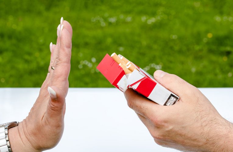 Rok po zavedení protikuřáckého zákona – téměř tři čtvrtiny Čechů jej podporují