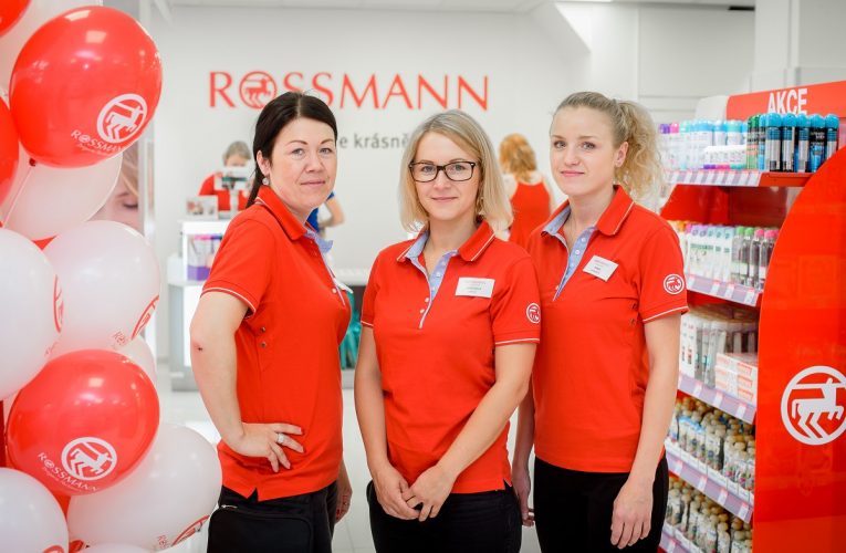 ROSSMANN v Masarykově ulici v Brně láká zákazníky na nově zrekostruovanou prodejnu