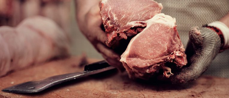 Zájem spotřebitelů o čerstvé maso určené pro vaření či grilování neustále roste