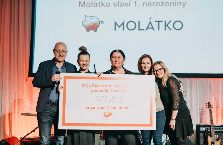 MOL podpořil neziskovou organizaci Cesta domů