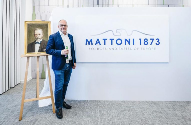 Karlovarské minerální vody přijímají novou identitu: „Mattoni 1873″
