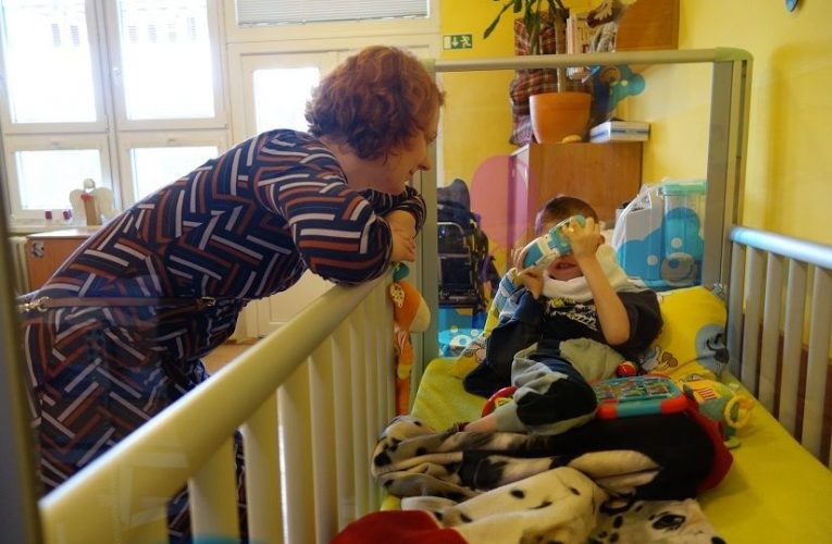 Zaměstnanci Lidlu pořídili dárky pro klienty Domova pro osoby se zdravotním postižením Kunovice