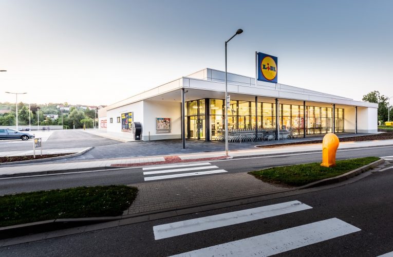 Zákazníci Lidlu si o letošních Vánocích dopřejí