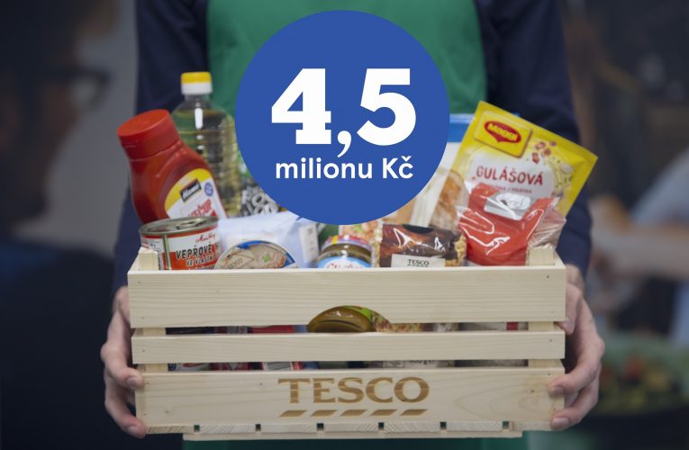 Tesco daruje potravinovým bankám trvanlivé potraviny za 4,5 milionu korun na pomoc lidem v nouzi