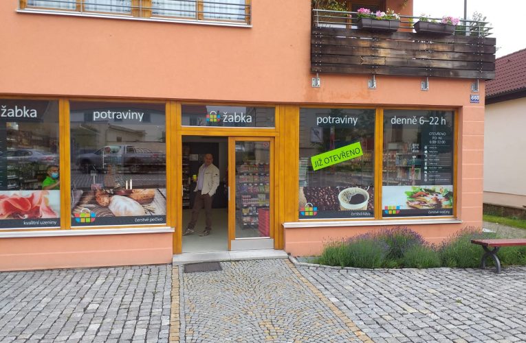 Žabka otevřela další novou prodejnu v Dolních Břežanech u Prahy