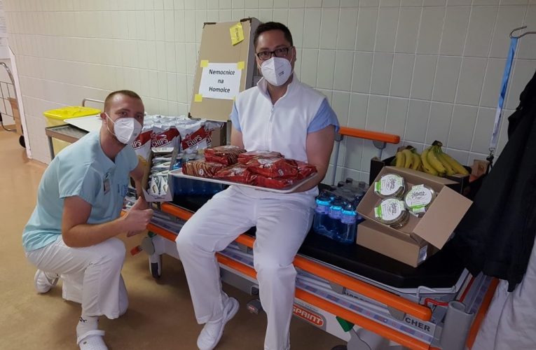 Albert rozběhl další vlnu pomoci nemocnicím