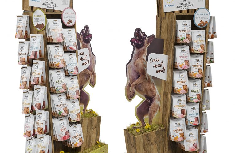 Ovčák Éro šílí v obchodech po novince mezi psími snacky Brit Meaty Jerky