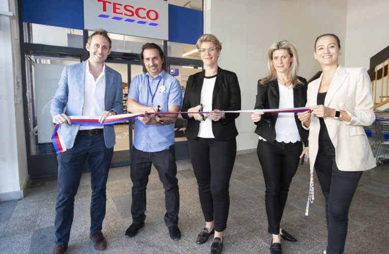 Tesco otevřelo nový obchod v obci Loděnice
