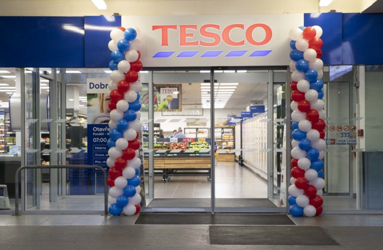 Tesco posiluje svou pozici na trhu, během září otvírá tři nové prodejny