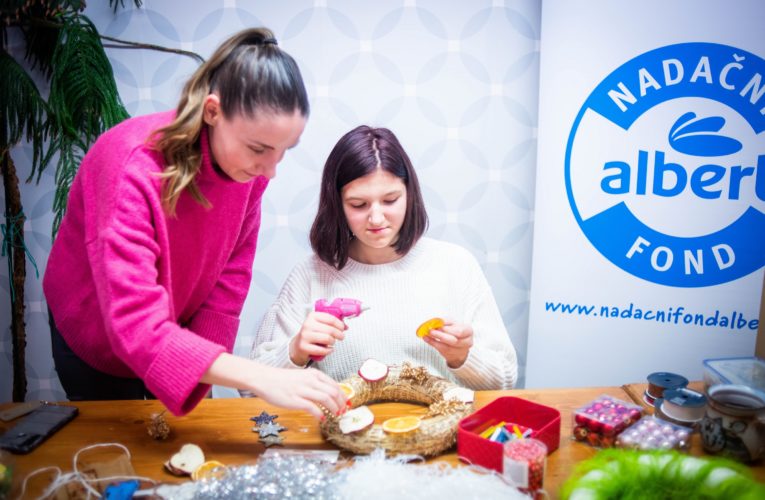 Obchůdky s Albertem se po dvouleté pauze vrací do prodejen