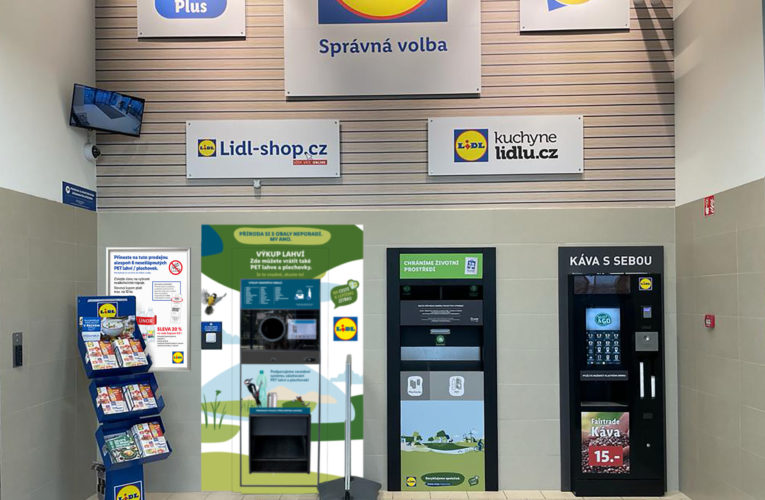 Kaufland a Lidl spouští na vybraných prodejnách pilotní projekt zpětného odběru PET lahví a plechovek
