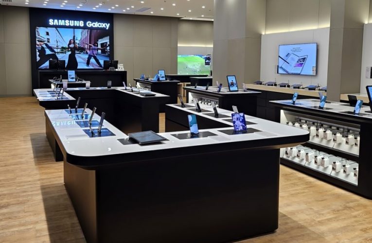 Samsung otevírá prémiovou a zmodernizovanou značkovou prodejnu v Ostravě