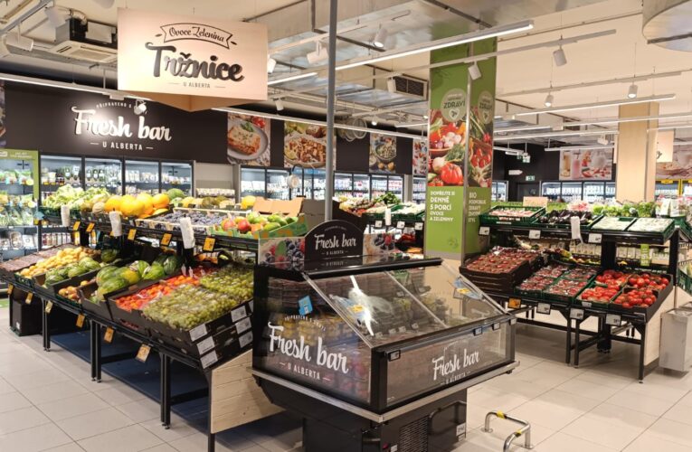 Supermarket Albert v Letňanech se po rekonstrukci otevírá v moderním kabátě