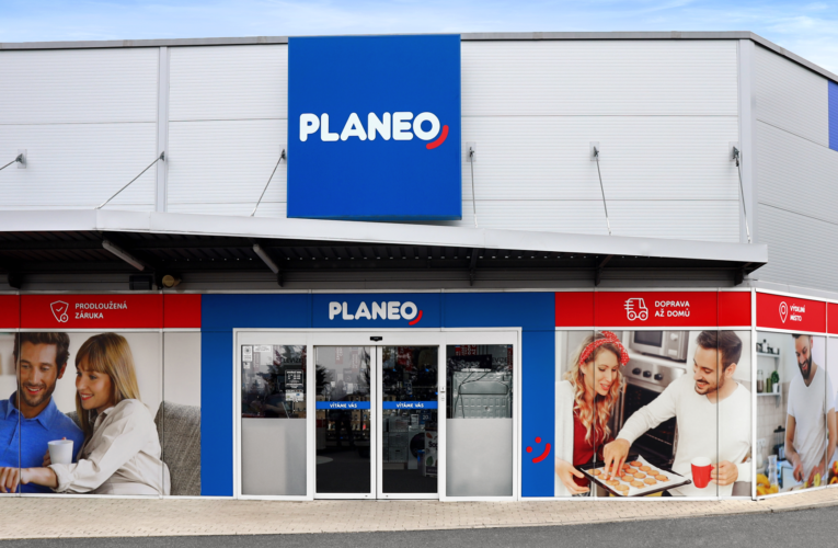 Firma Fast vlastnící síť s elektronikou Planeo loni zvýšila čistý zisk i tržby