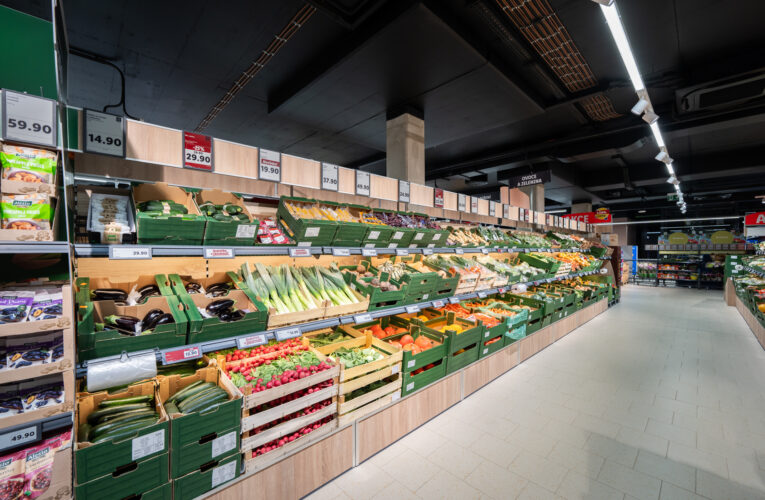 Pražské Holešovice mají nový Lidl: Prodejna vyrostla v ulici Komunardů